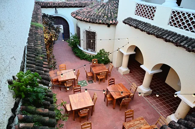 Ricks Hostel Santa Ana