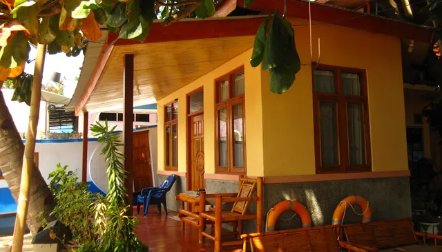 Larantuka Beach Homestay