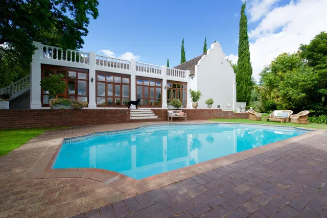 Mountain Shadows Guest House