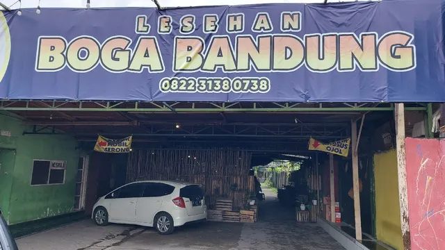 Lesehan Boga Bandung (Ayam Bakar Boga Bandung)