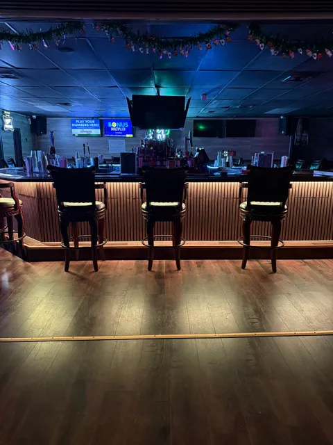 McCarthy's Bar & Lounge