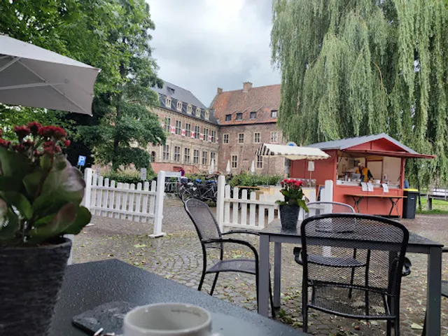 Restaurant Freiheit24 - Treffpunkt am Schloss
