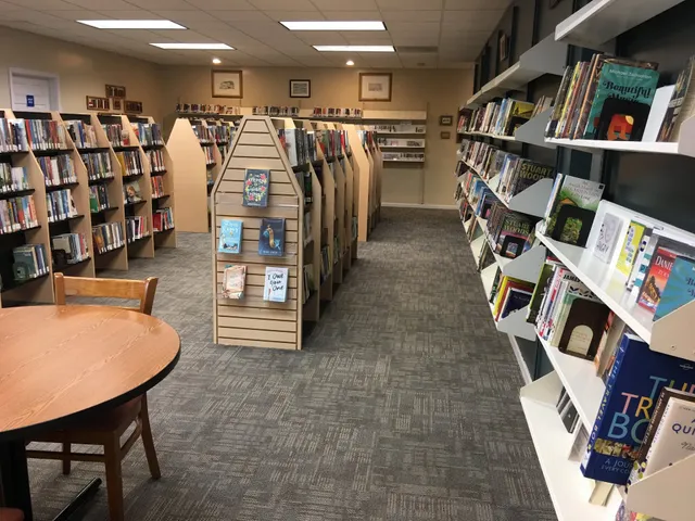 Community District Library - Corunna