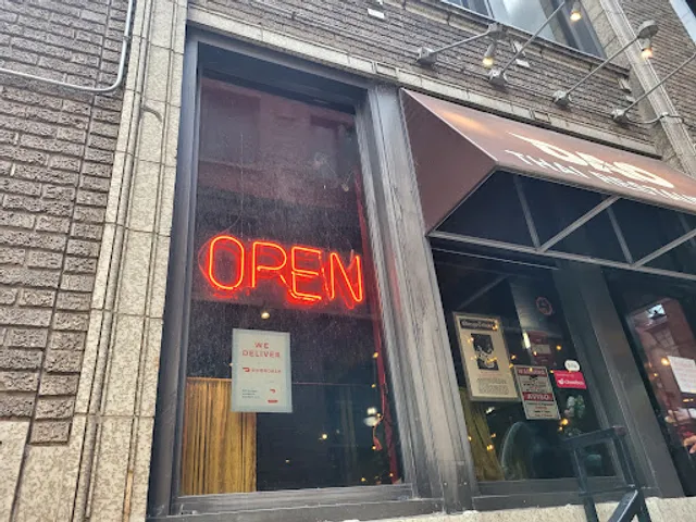 Dao Thai Restaurant and Noodle Palace