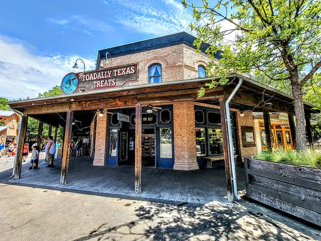 Toadally Texas Treats at Fort Worth Zoo