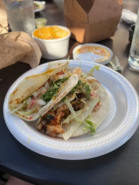 TAQUERIA JOHNNY TACOS