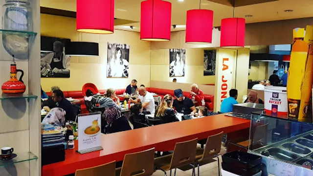 Favori Cafe Restaurant