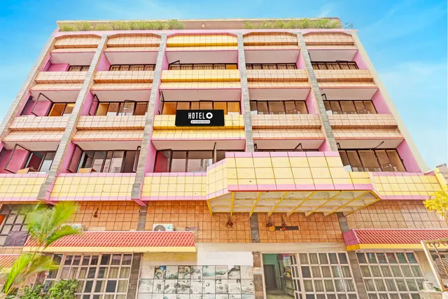 Hotel O Gajuwaka Near kurmanpalem formerly SBT