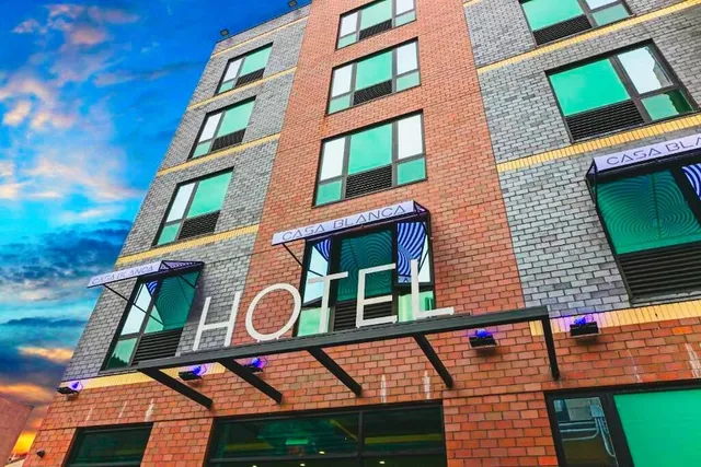 Casa Blanca Hotel Brooklyn