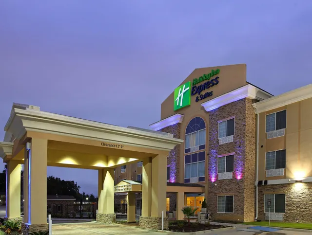 Holiday Inn Express & Suites Carthage by IHG