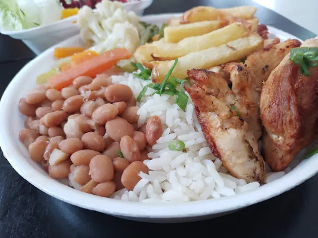 Restaurante e Marmitaria Pai e Mãe