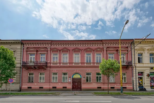 Školiace stredisko IVES