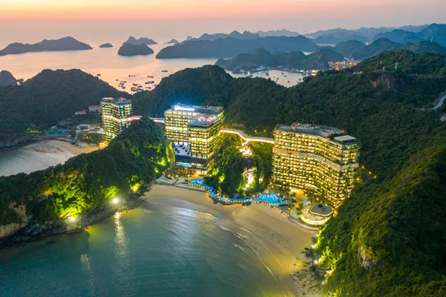 Flamingo Cat Ba Resorts