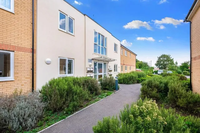 London Heathrow Living Serviced Accommodation