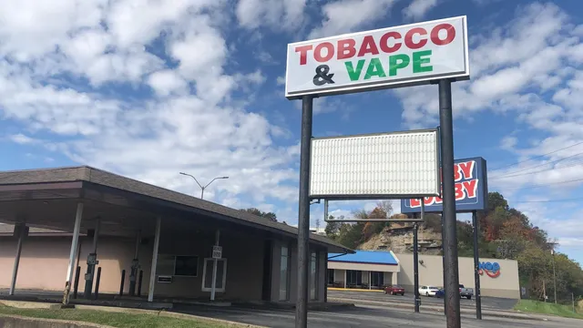 Us tobacco and vape