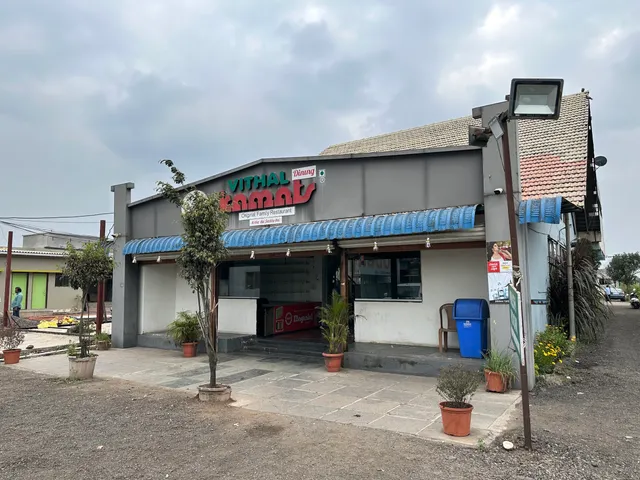 VITHAL KAMAT Pure vegetarian Family Restaurant