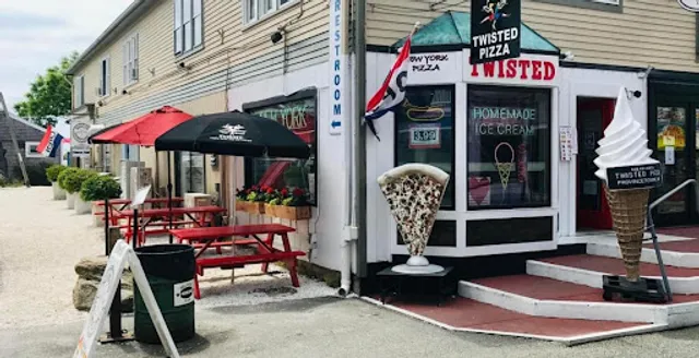 Twisted Pizza, Subs and Ice Cream