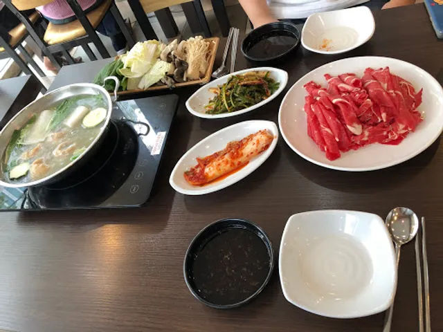 차가네 개성만두전골 & 샤브샤브