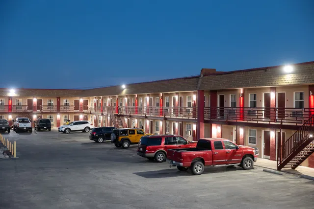 Nendels Inn & Suites Dodge City Airport