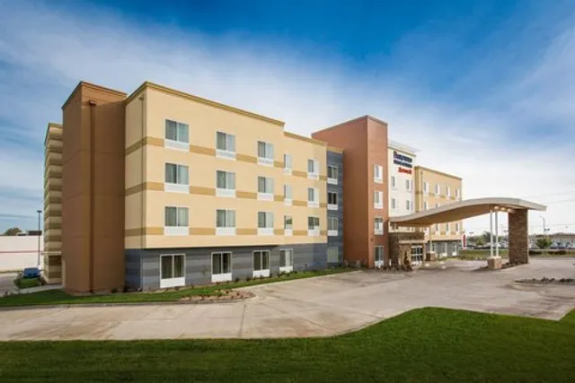 Fairfield by Marriott Inn & Suites Hutchinson