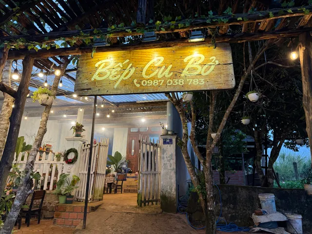 Bếp Cu Bở Măng Đen - Pizza, Mỳ Ý, Gà hầm sâm