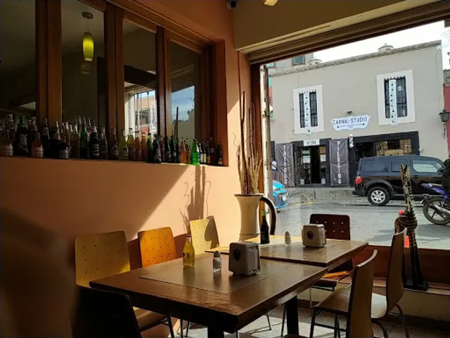 Estación Ferrocarril Tacos Dorados