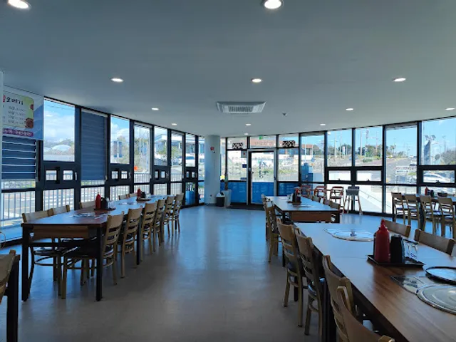 Gangjeong Fishing Village Restaurant