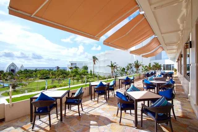 トロピックス ラウンジ＆バー