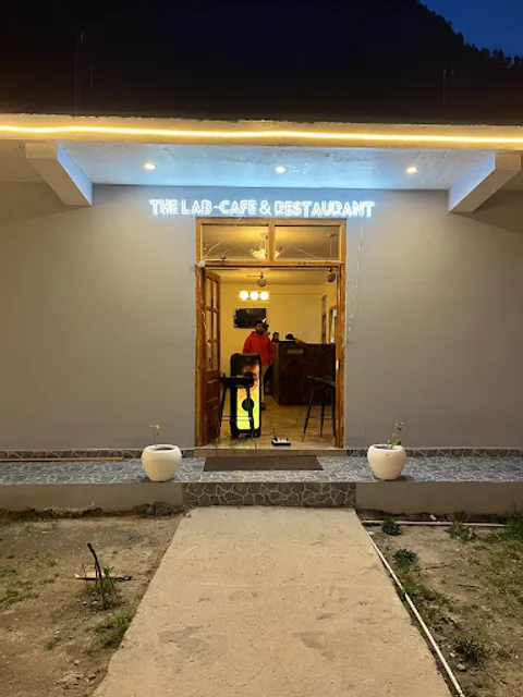 The Lab - Cafe & Restaurant