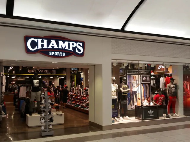 Champs Sports