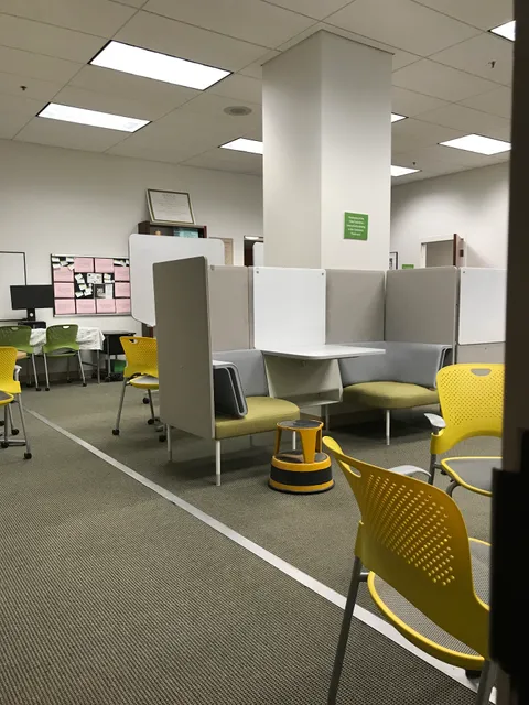 Earl Gregg Swem Library