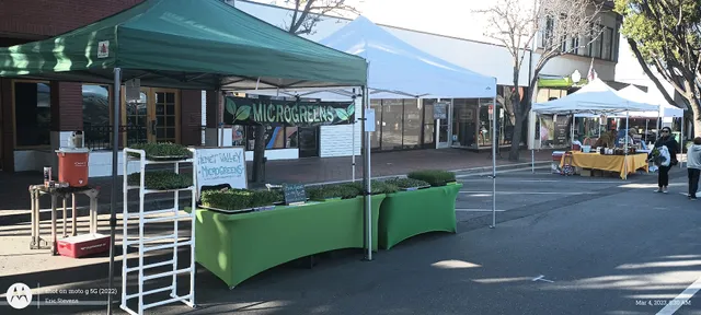 Downtown Redlands Saturday Morning Certified Farmer's Market