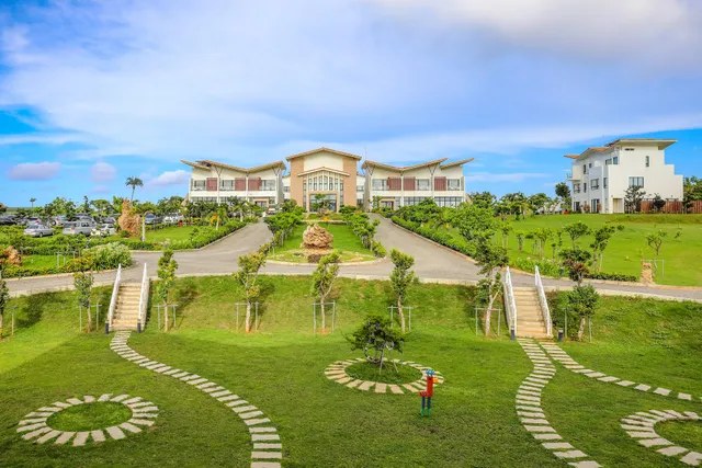 嵐翎白砂渡假莊園 SKYEBAY CLUB