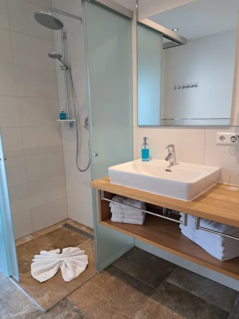 Pension Yvonne - Superior