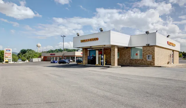 Mid Valley Shopping Center