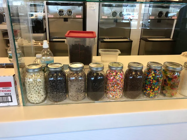 Fresh and Healthy Frozen Yogurt