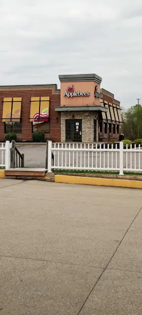 Applebee's Grill + Bar