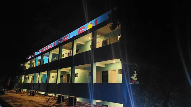 Hotel Tierra Del Sol