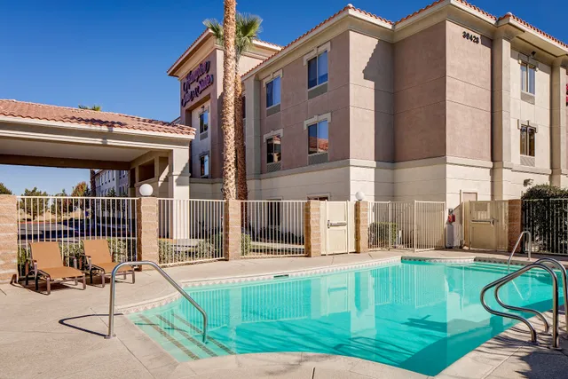 Hampton Inn & Suites Palmdale
