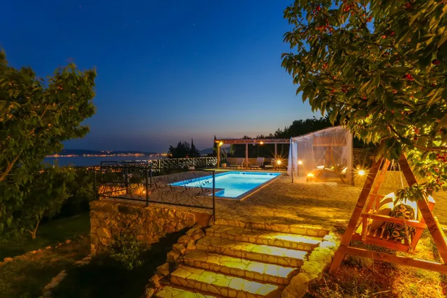 Villa Vortex - Holiday Home Villa