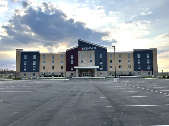 Candlewood Suites Detroit - Auburn Hills, an IHG Hotel