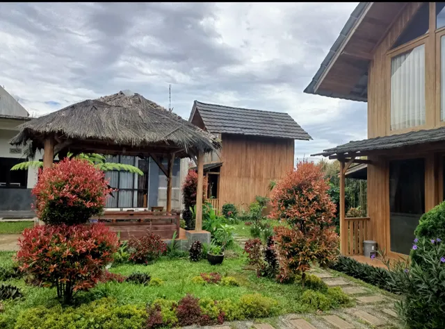 Adk Papandayan Homestay & Tour