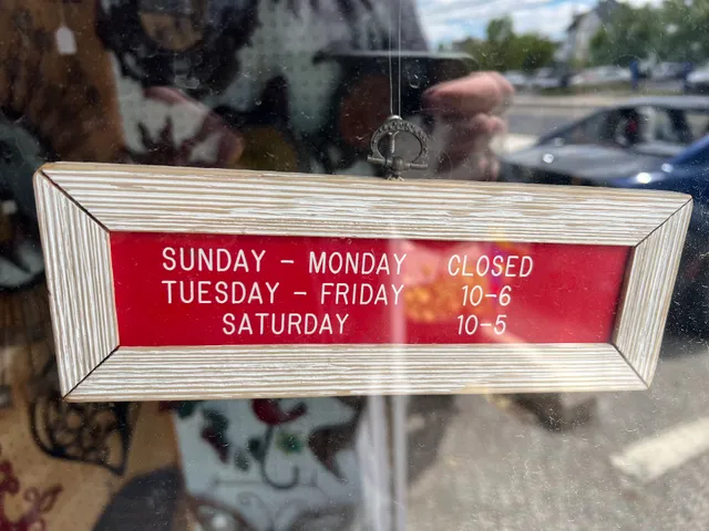 Caves Frame & Mirror Shop