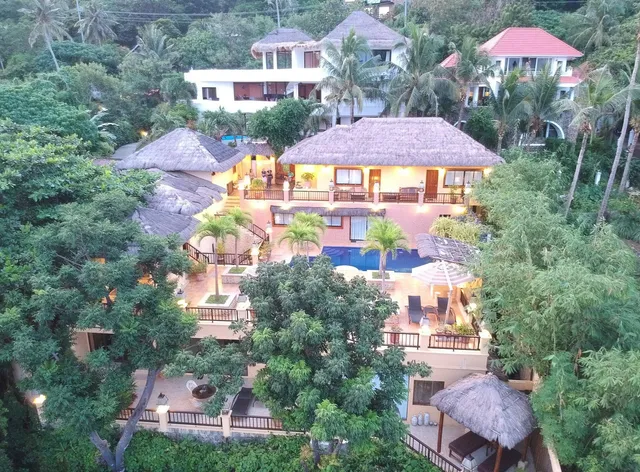 Palm Breeze Villa Boracay Hotel