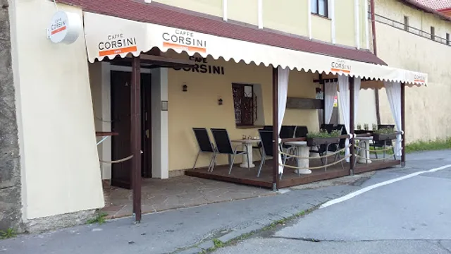 Kumšt Café