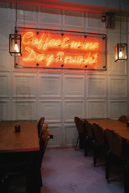 Artigiano Espresso & Wine Bar