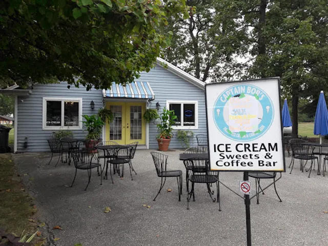 Boblo Island Beach House Restaurant
