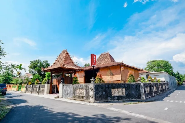 Pagsis Village Hotel Klaten