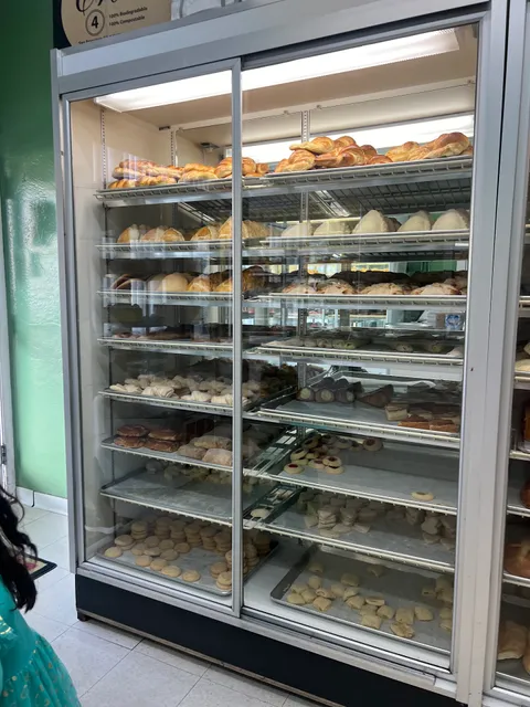 Guadalajara Bakery - Pasteleria y Panaderia