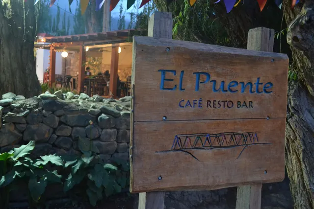 Hostal La Casa Del Puente